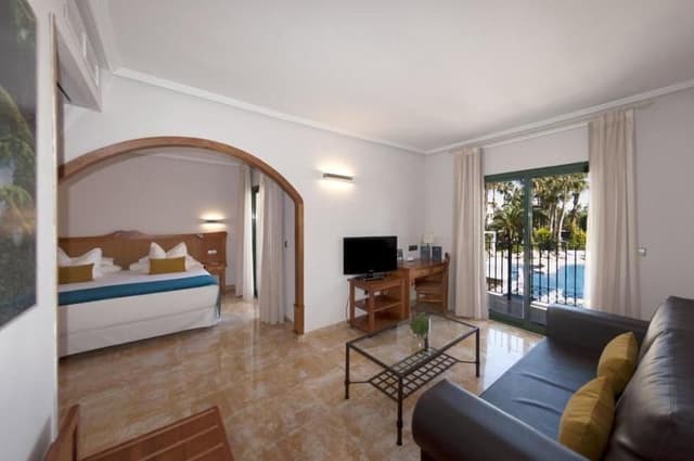 JUNIOR SUITE CAPACITY 3