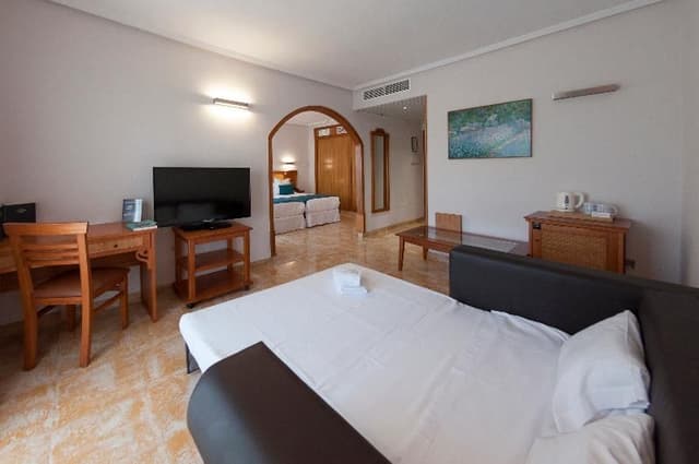JUNIOR SUITE CAPACITY 3