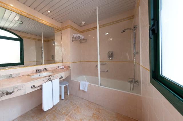 JUNIOR SUITE CAPACITY 3