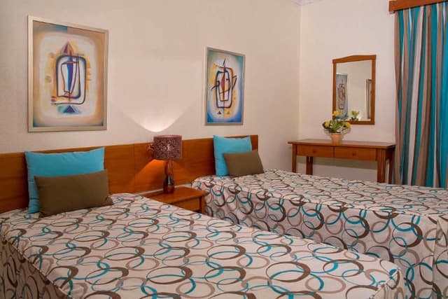 APARTMENT ONE BEDROOM
