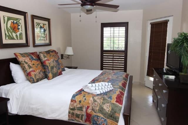 SUITE TWO BEDROOMS