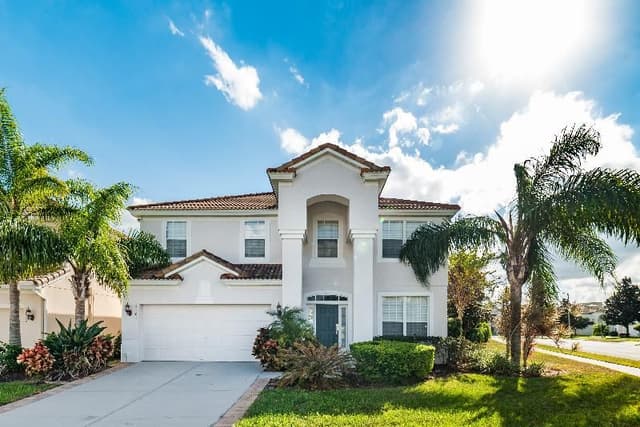 HOME DELUXE WITH PRIVATE POOL