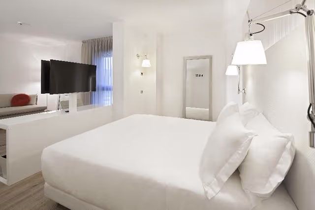 JUNIOR SUITE STANDARD