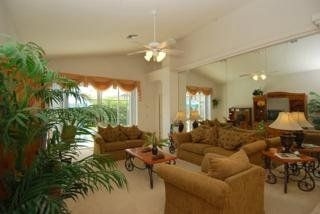 Disney Area Superior Deluxe with Gameroom0