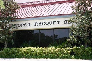 ResortQuest at Tops'l Beach Resort - Tennis Villas3