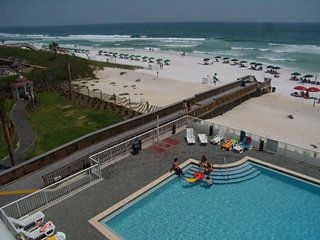 ResortQuest Rentals at Waters Edge Condominiums4