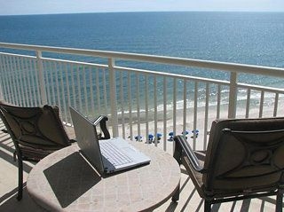 ResortQuest Rentals at Palacio3