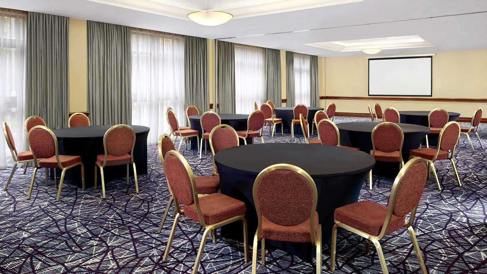 เชอราตัน สกายไลน์ โฮเทล ลอนดอน ฮีทโธรว์ (Sheraton Skyline Hotel London Heathrow)3