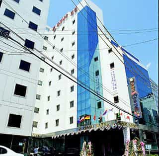 โรงแรม อินซาดง คราวน์ โรงแรม อินซาดง คราวน์
