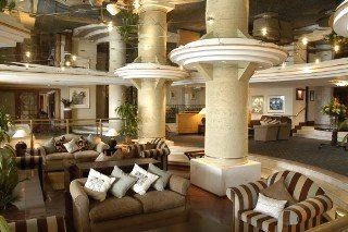 Peninsula All Suites0