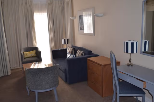 SUITE ONE BEDROOM