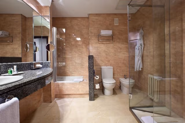 JUNIOR SUITE CAPACITY 1