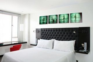 104 Art Suites2