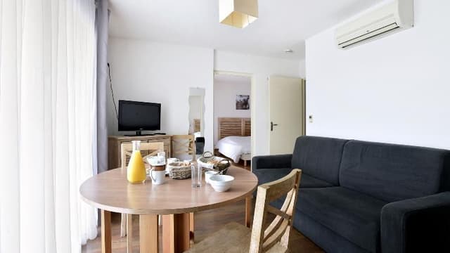 APARTMENT CAPACITY 6 TWO BEDROOMS