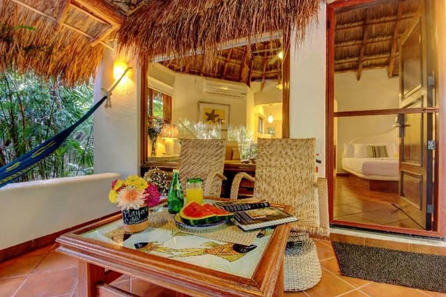 BUNGALOW GARDEN VIEW