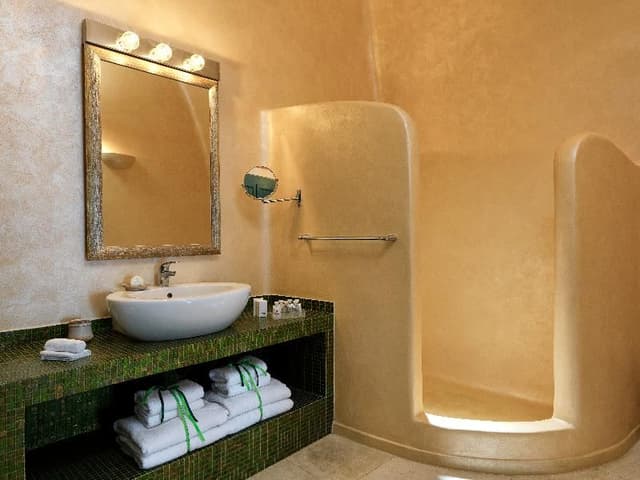 SUITE WITH PRIVATE POOL
