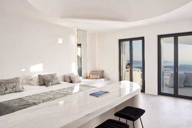 SUITE WITH JACUZZI