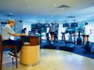 Holiday Inn Heathrow M4/J43