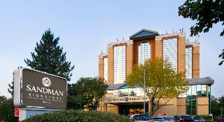 Ramada Plaza Gatwick2