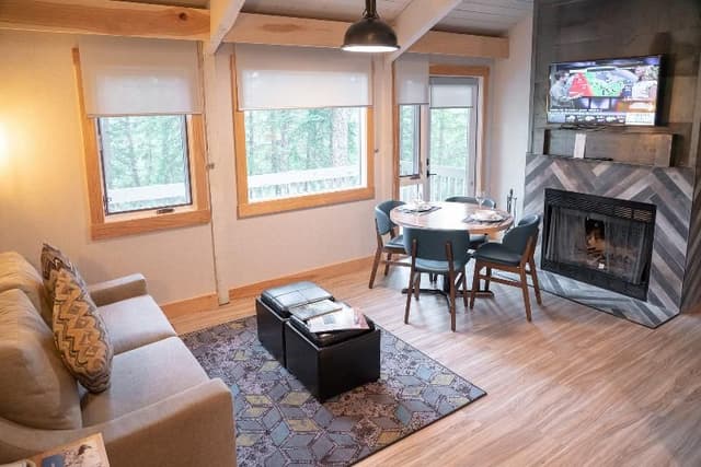Cabin ONE BEDROOM