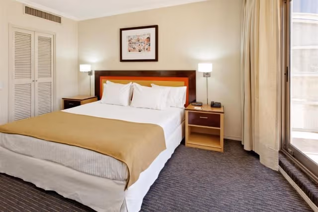 DOUBLE QUEEN SIZE BED