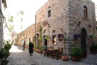 Medieval Castle Suites Traditional4