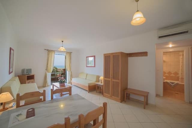 APARTMENT CAPACITY 5