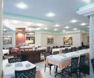 Ilianthos Village1