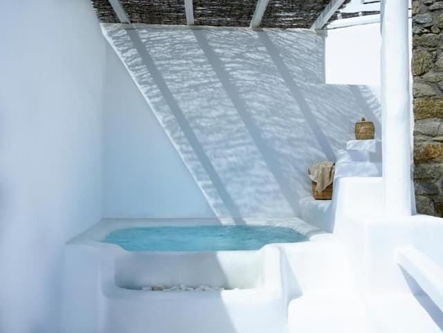 SUITE SEA FRONT