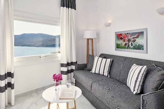 JUNIOR SUITE SEA VIEW