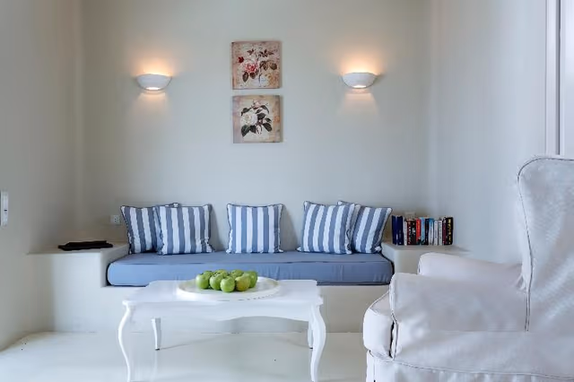 SUITE WITH PRIVATE POOL