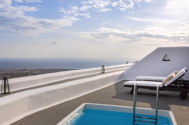 SUITE WITH VIEWS