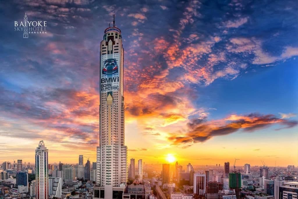 โรงแรมใบหยกสกาย โรงแรมใบหยกสกาย
