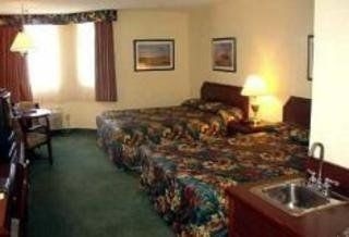 Greenwood Inn & Suites Winnipeg2