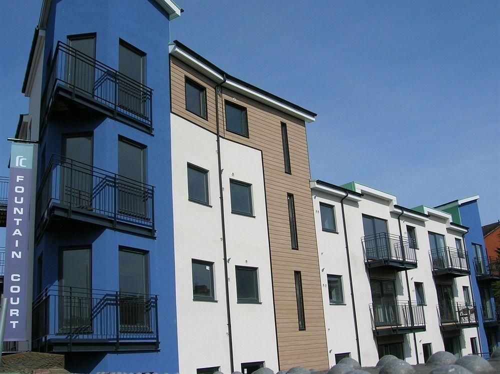 Fountain Court Harris Apartments3
