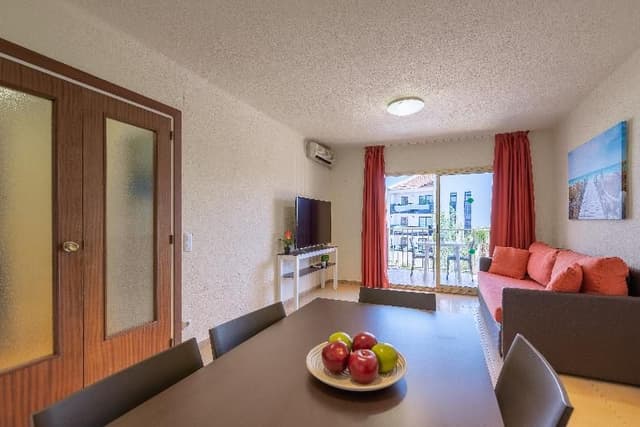 APARTMENT CAPACITY 6 TWO BEDROOMS