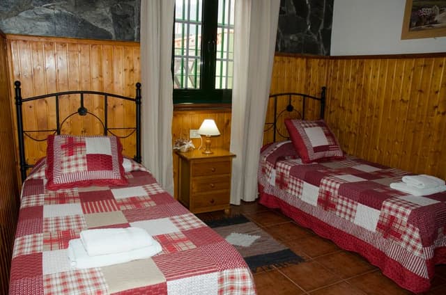 APARTMENT THREE BEDROOMS