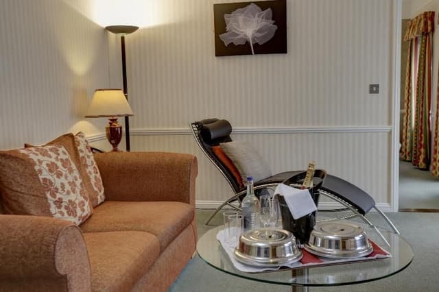 SUITE STANDARD
