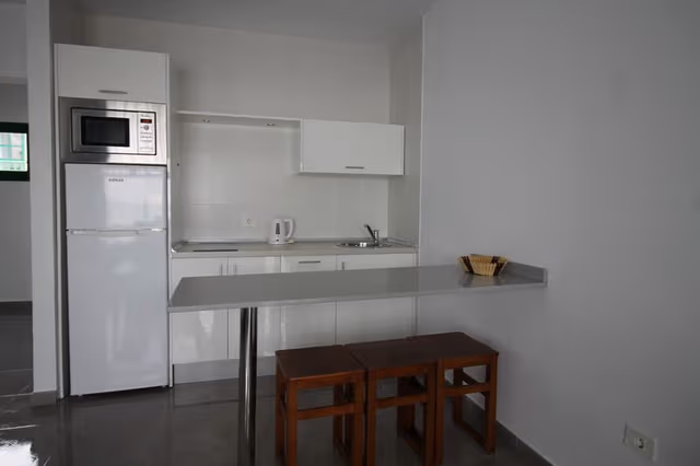 STUDIO CAPACITY 2 ONE BEDROOM