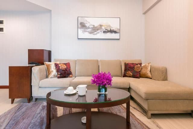 DOUBLE DELUXE ONE BEDROOM