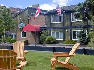 The Driftwood Inn0