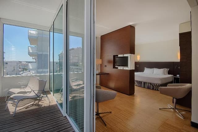 JUNIOR SUITE STANDARD