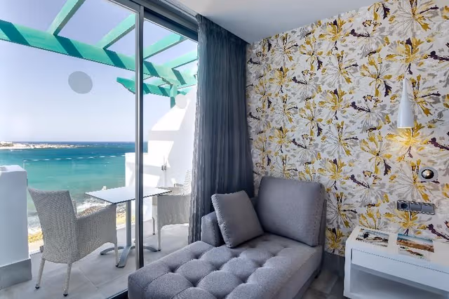 Double or Twin DELUXE SEA VIEW