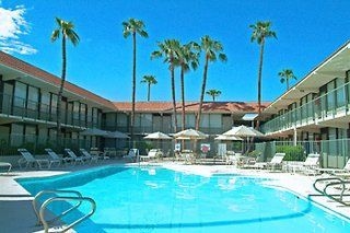Best Western Mezona Inn0