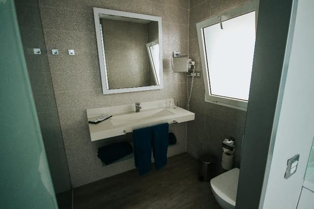 JUNIOR SUITE STANDARD