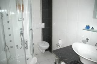 Ilkbal Deluxe Hotel Istanbul1