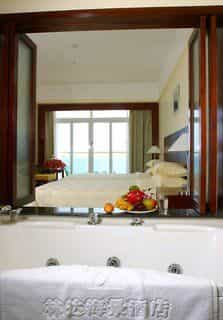 Linda Seaview Linda Seaview