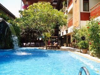 โรงแรมกรีนการ์เด้น (Green Garden)4