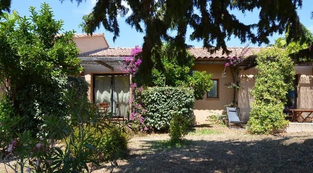VILLA GARDEN VIEW ONE BEDROOM