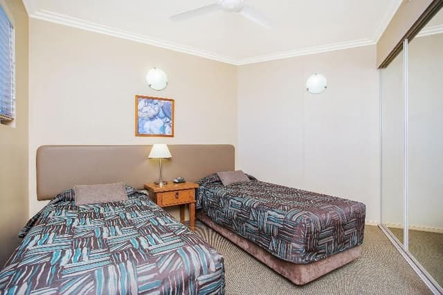 APARTMENT THREE BEDROOMS
